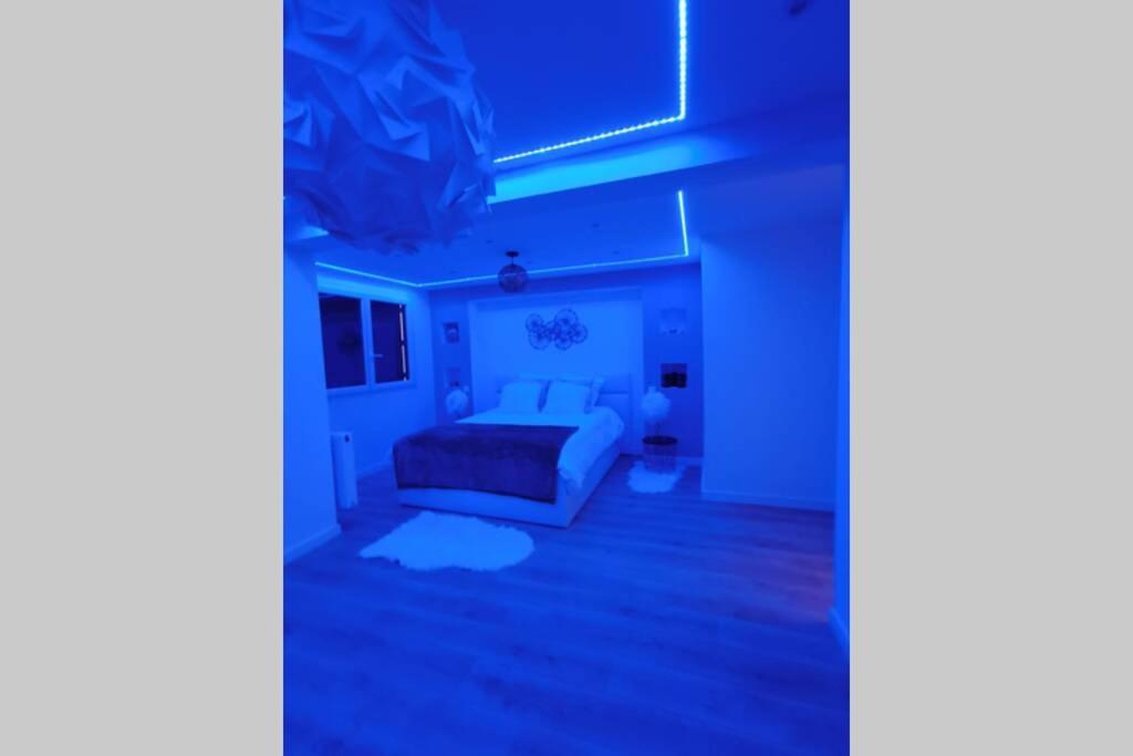 Nid D'Amour Baignoire/Jacuzzi Nice Luaran gambar