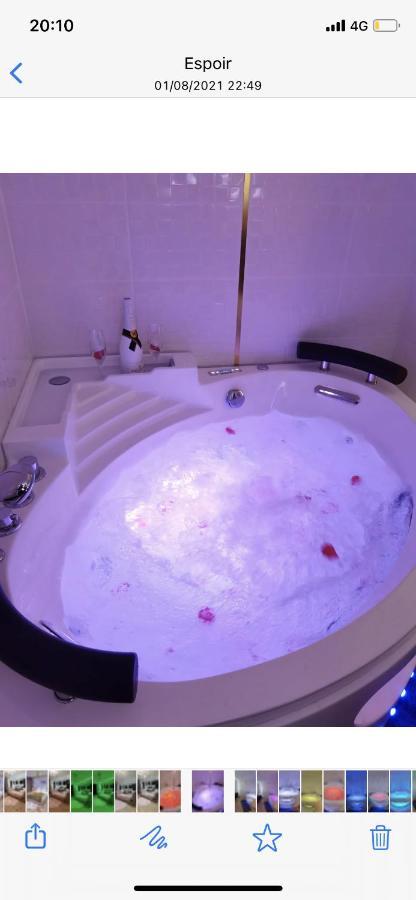 Nid D'Amour Baignoire/Jacuzzi Nice Luaran gambar